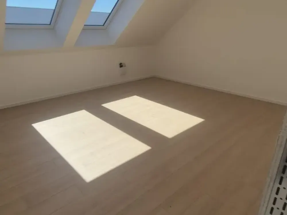 ATTENTION!!! Exklusive Maisonette 5-Zimmer Wohnung mit Balkon und EBK in Neuberg #13