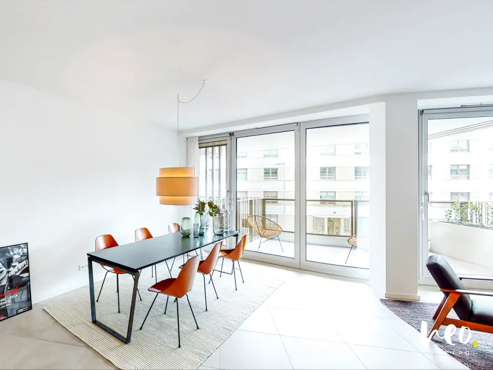 Masterbedroom, Wannenbad, Gäste-WC und Südbalkon