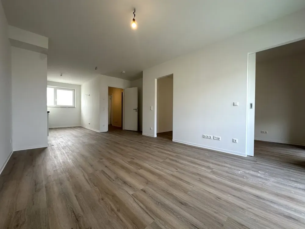 Neubau! Stilvolle 2-Zimmer-Penthousewohnung mit Terrasse & Einbauküche im Zentrum-Ost