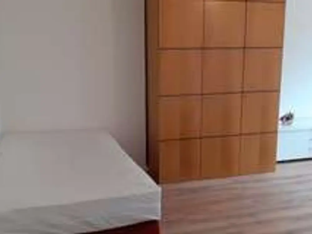 Neu sanierte möblierte Wohnung vorübergehend zu vermieten