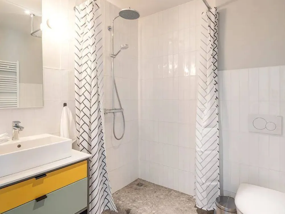 Stilvolle 1-Zimmer-Wohnung mit Terasse zur unbefristeten Miete im RIX Neukölln