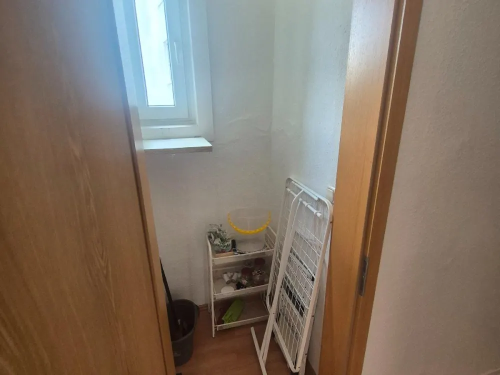 2-room apartment on the 1st floor with daylight bathroom and storage room