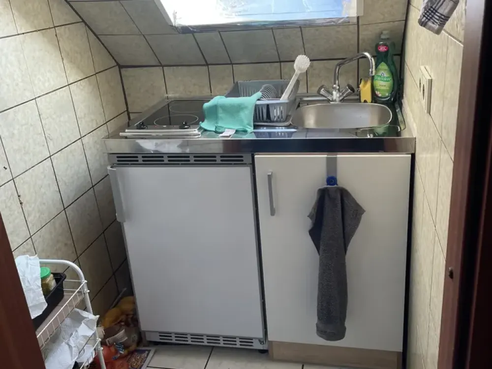 Dachgeschosswohnung zu vermieten(Whg.6)