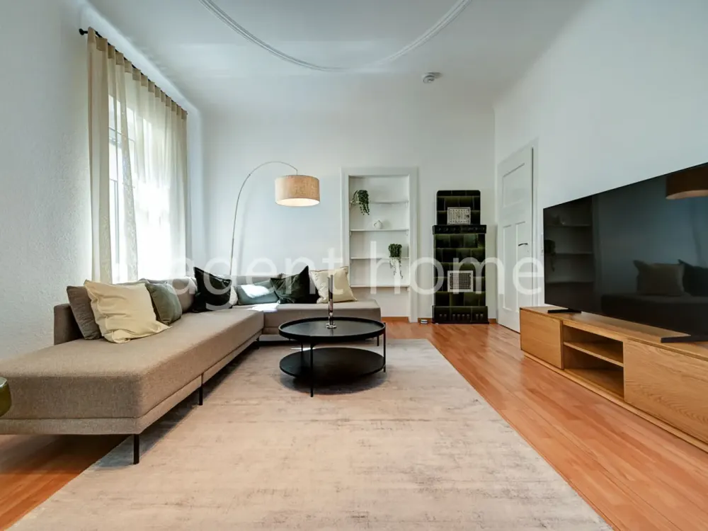 MÖBLIERT - ALTBAUCHARME UND MODERNE - 2 Zimmerwohnung am Kurpark