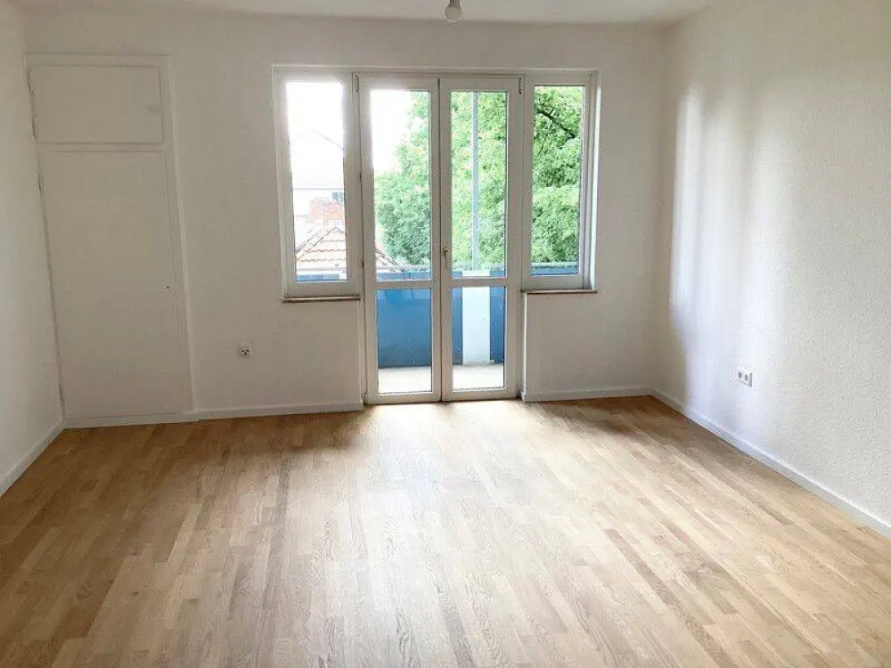 Stylish 3-Room Apartment with Balcony