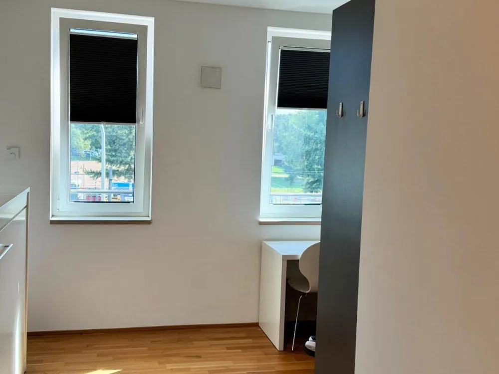 1‑Zimmer Wohnung möbliert in 60528 Frankfurt, Strom inkl.