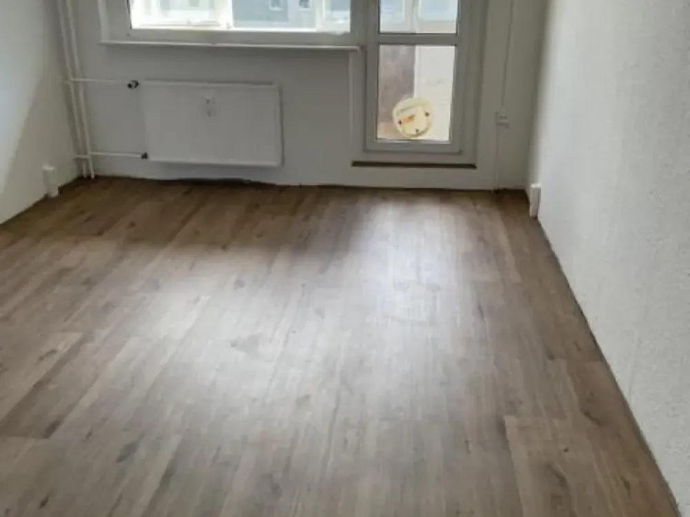 Renovierte 2-Raumwohnung im 2.Obergeschoss - ab sofort