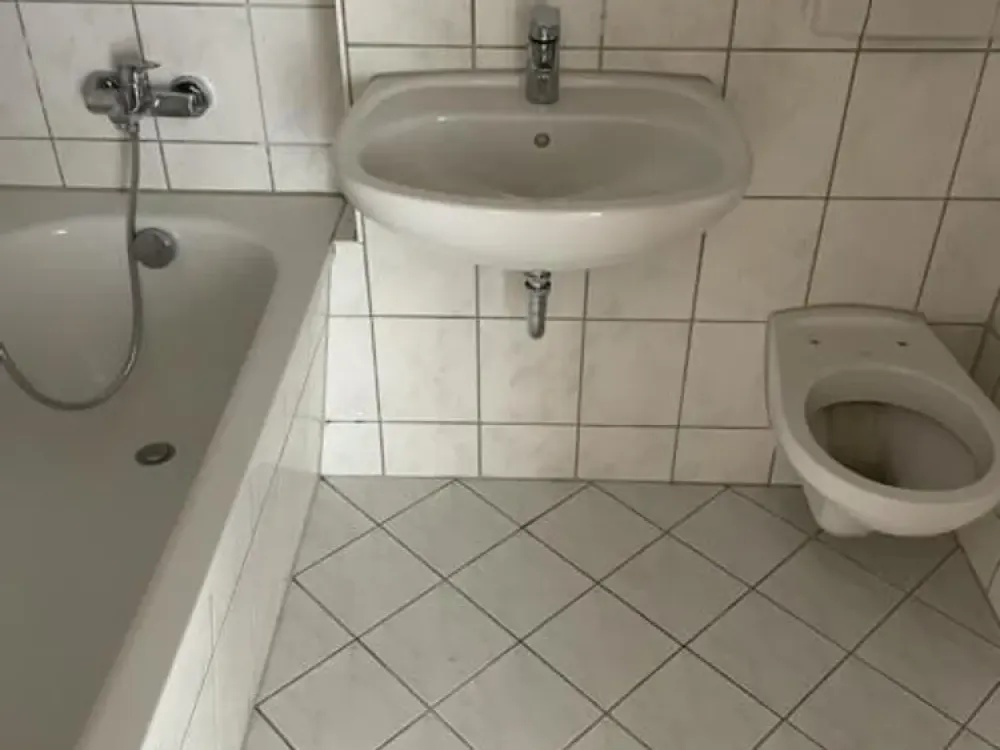 Renovierte 2-Raumwohnung im 2.Obergeschoss - ab sofort