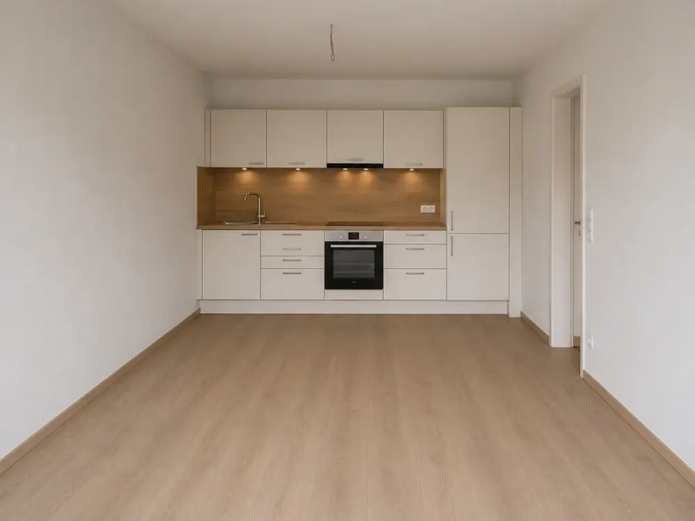 Newly Built First Occupancy 2-Room Apartment in Brinkum QNG Seal