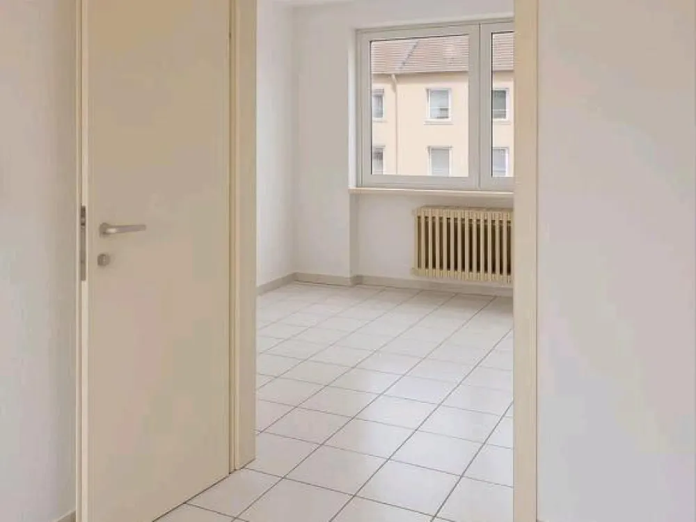 Schöne 2-Zimmer-Wohnung mit Balkon in Saarbrücken-Malstatt