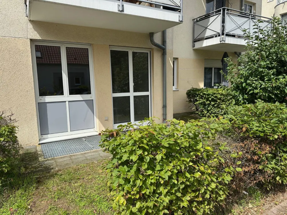 1-Raum-Wohnung, separate Küche, Terrasse, neu saniertes Bad