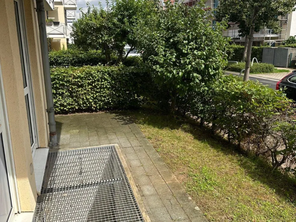 1-Raum-Wohnung, separate Küche, Terrasse, neu saniertes Bad