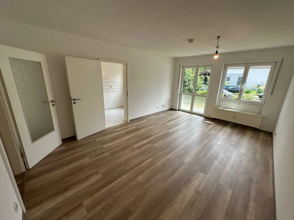 1-Raum-Wohnung, separate Küche, Terrasse, neu saniertes Bad