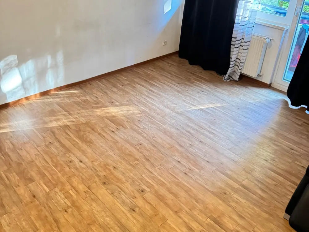 1-Zimmer mit Balkon in WG zu vermieten Warmmiete: 700 €