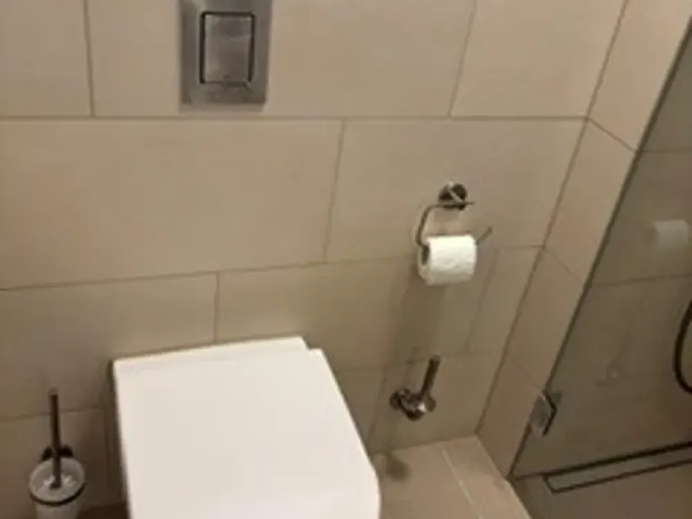 Exklusive, geräumige 1-Zimmer-Wohnung mit Balkon und EBK in Friedrichshain, Berlin