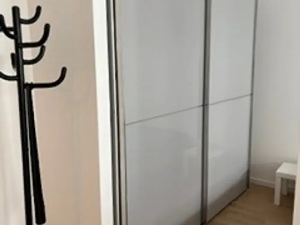 Exklusive, geräumige 1-Zimmer-Wohnung mit Balkon und EBK in Friedrichshain, Berlin