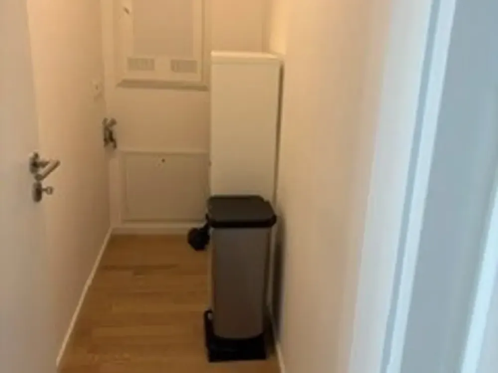Exklusive, geräumige 1-Zimmer-Wohnung mit Balkon und EBK in Friedrichshain, Berlin