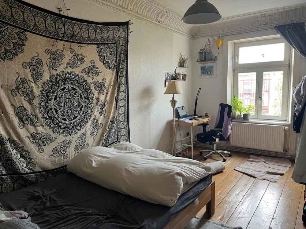 4,5-Zimmer-Wohnung direkt auf der Reeperbahn