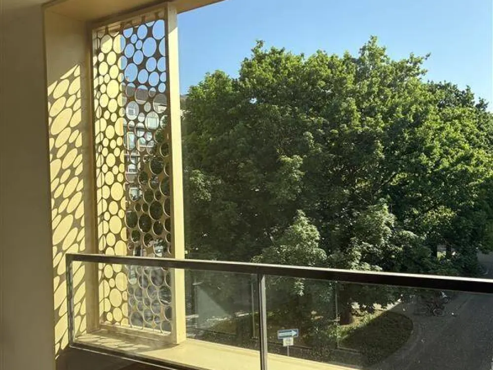 Moderne 3 Zimmerwohnung direkt am Leineufer