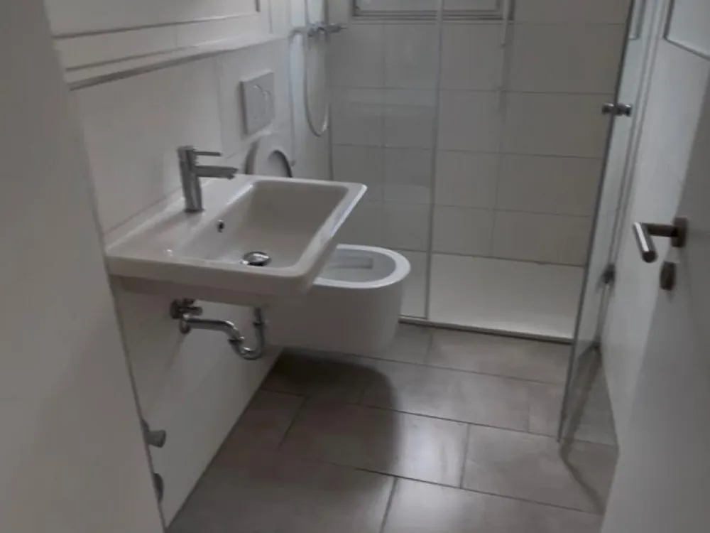 Exklusive, kernsanierte 3-Zimmer-Wohnung