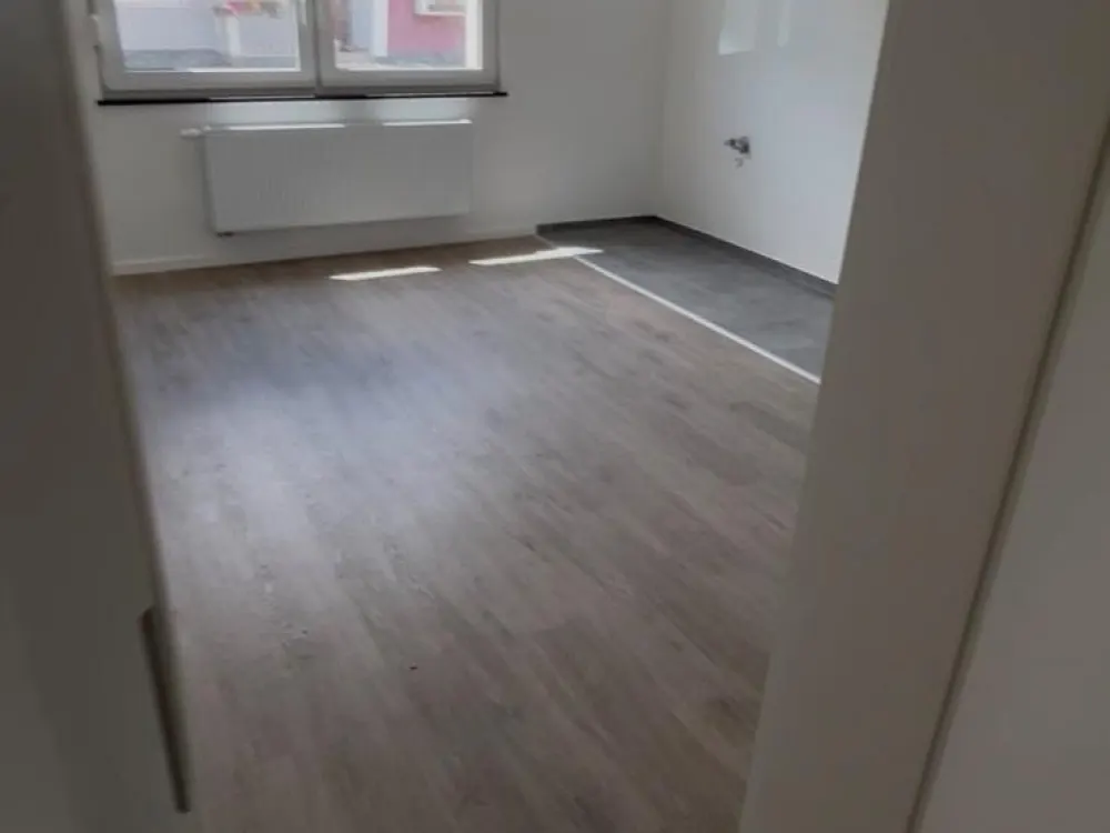 Exklusive, kernsanierte 3-Zimmer-Wohnung