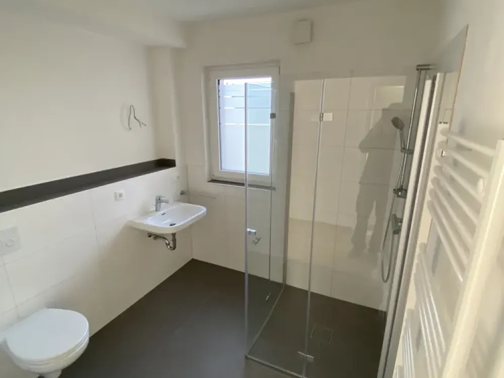 Neuwertige 62 m2 / 2-Zimmer-Wohnung / 1.OG in Kassel - Forstfeld