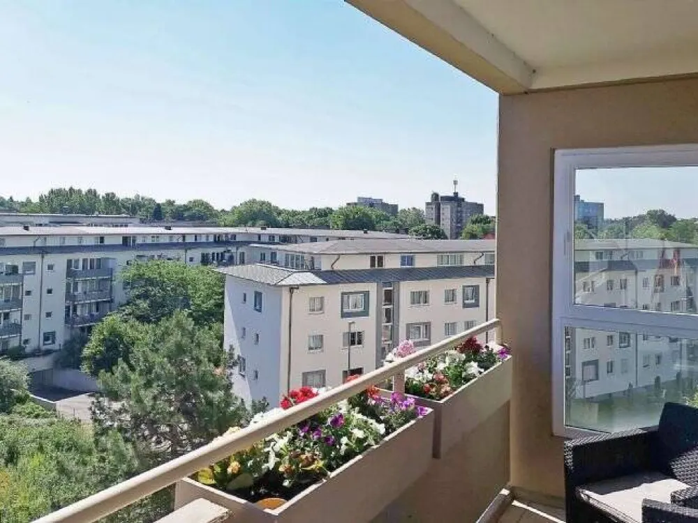 ***Möblierte 75 m² Whg. (2,5 Zi.) + Einbauküche + Balkon direkt am Rhein in Top-Lage***