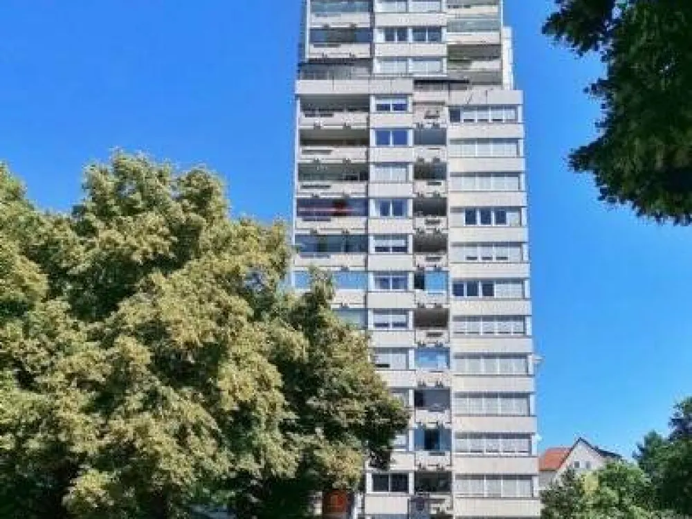 ***Möblierte 75 m² Whg. (2,5 Zi.) + Einbauküche + Balkon direkt am Rhein in Top-Lage***