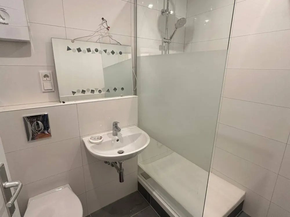 Sbr.-City * Shared Apartment * 1 Room * Fitted Kitchen