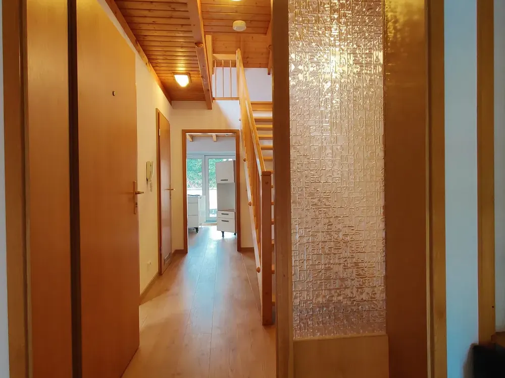 Modern 3-Room Maisonette Apartment with Kitchen, 2 Bathrooms and 2 Terraces in Bruchsal