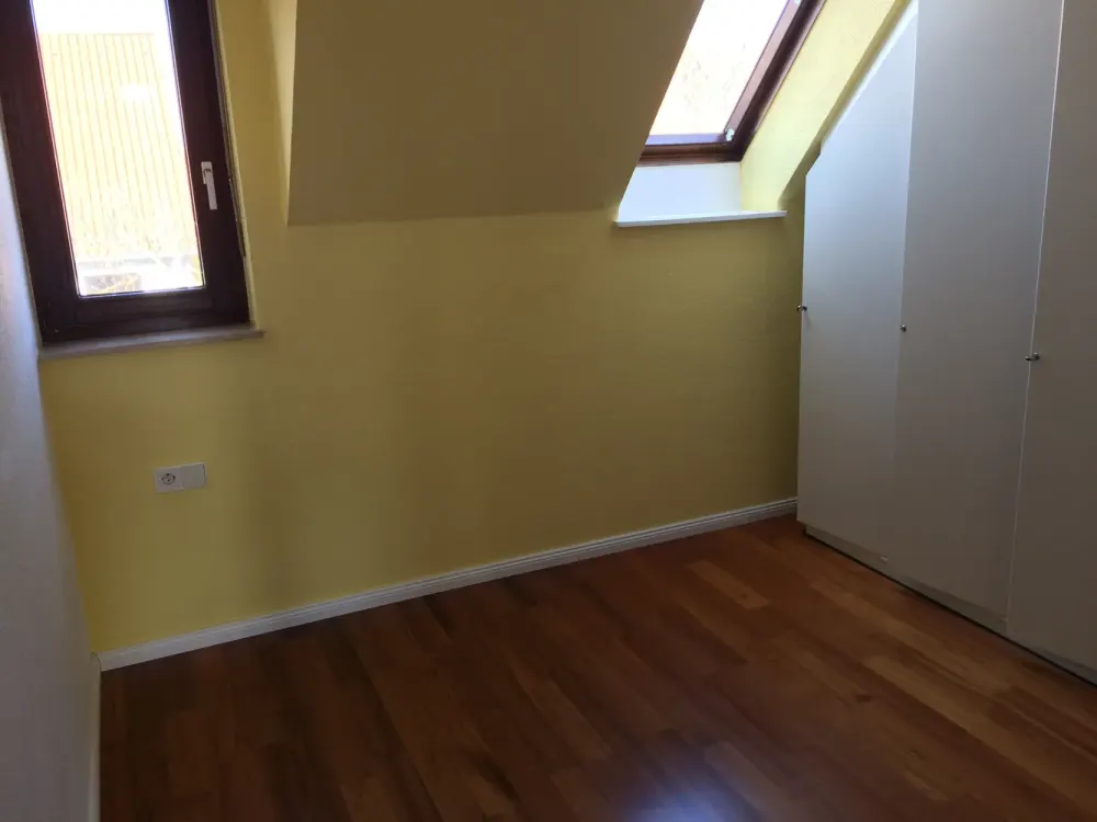 Beautiful 2 1/2 Room Maisonette Apartment in Excellent Location
