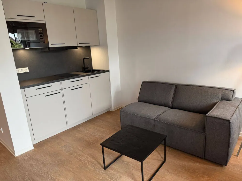 ***MÖBLIERTES APARTMENT IN BESTER LAGE~ALL-INCLUSIVE MIETE~LOGGIA***