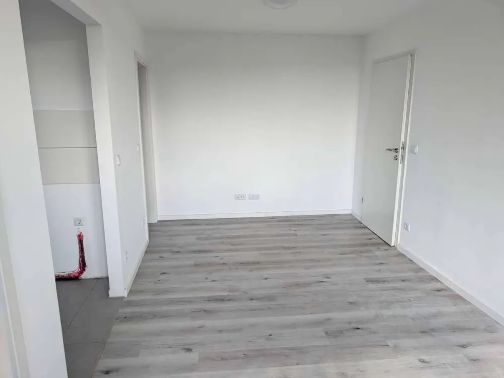 Zabo-Perle: Moderne 2.5 Zimmer mit Balkon & Tageslichtbad - Top-Lage!