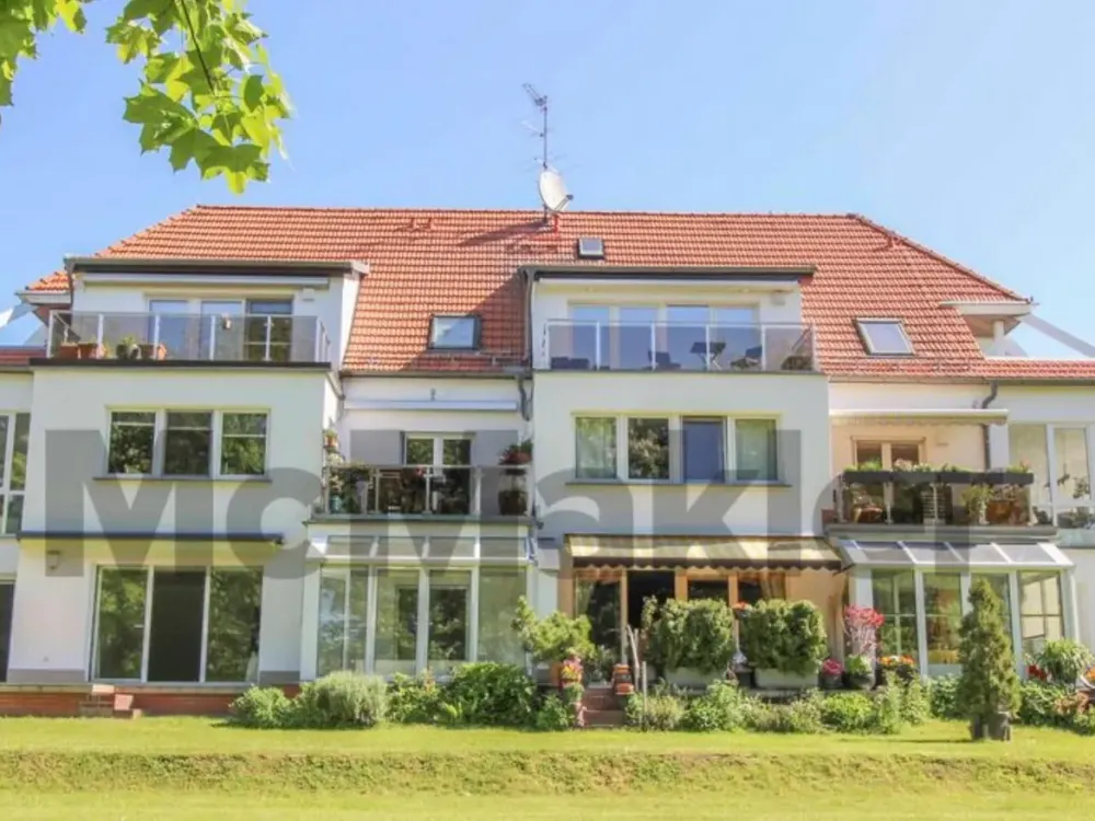 Großzügige 3-Zimmer-Wohnung im EG mit Wintergarten, Terrasse und TG-Stellplatz in Mehrow