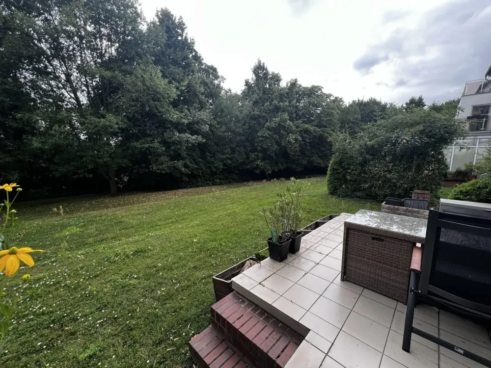 Großzügige 3-Zimmer-Wohnung im EG mit Wintergarten, Terrasse und TG-Stellplatz in Mehrow