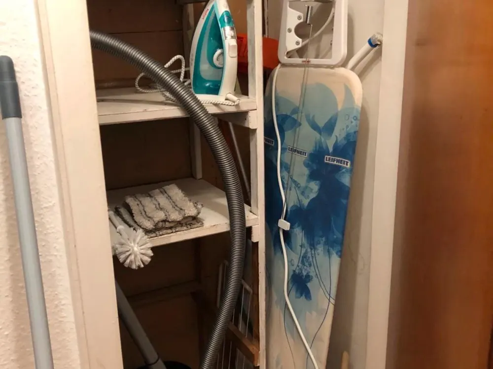 Zu vermieten, 2 Zimmer Wohnung teilmöbliert, zentrale Lage, Do-