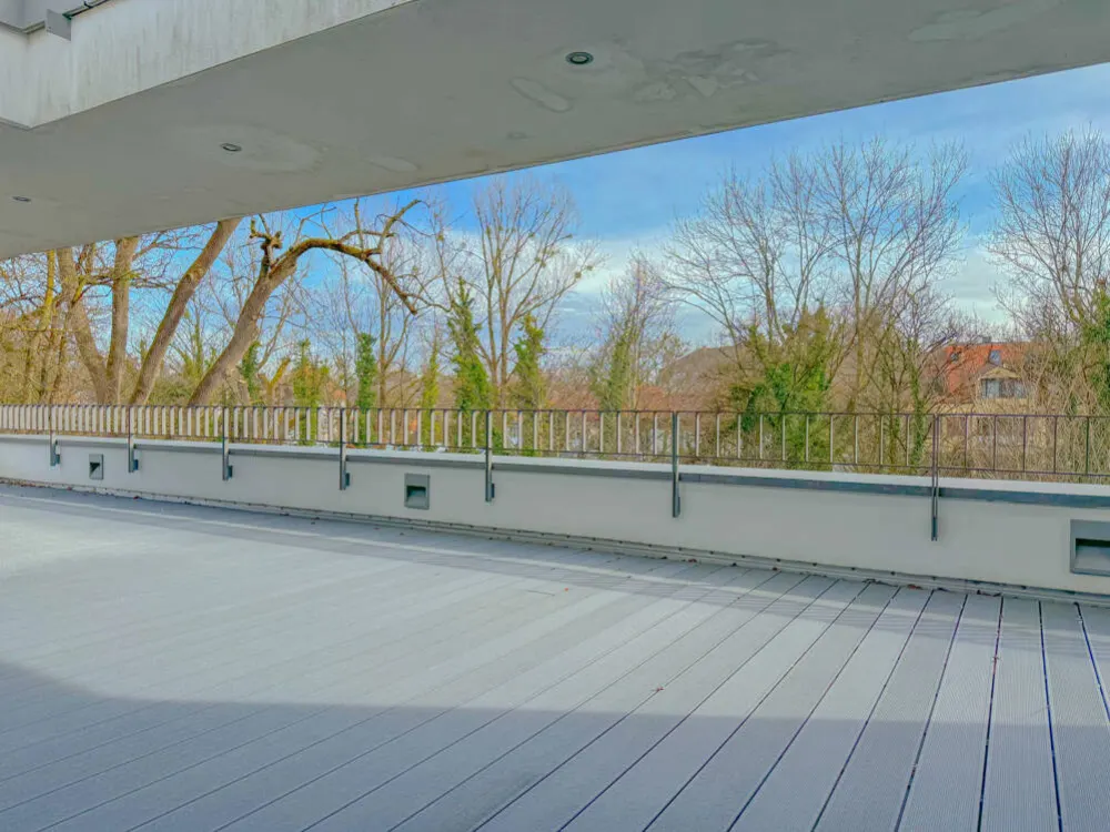 Penthouse mit Terrasse im idyllischen Nymphenburg