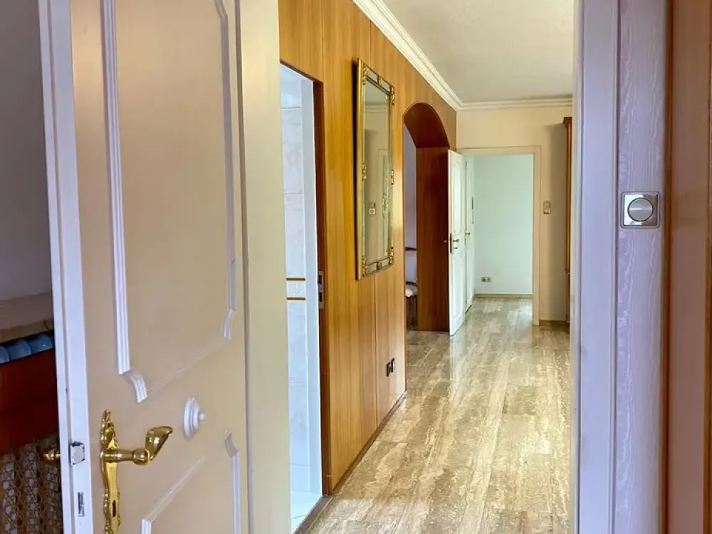 Wohnung in Uninähe mit Blick ins Grüne