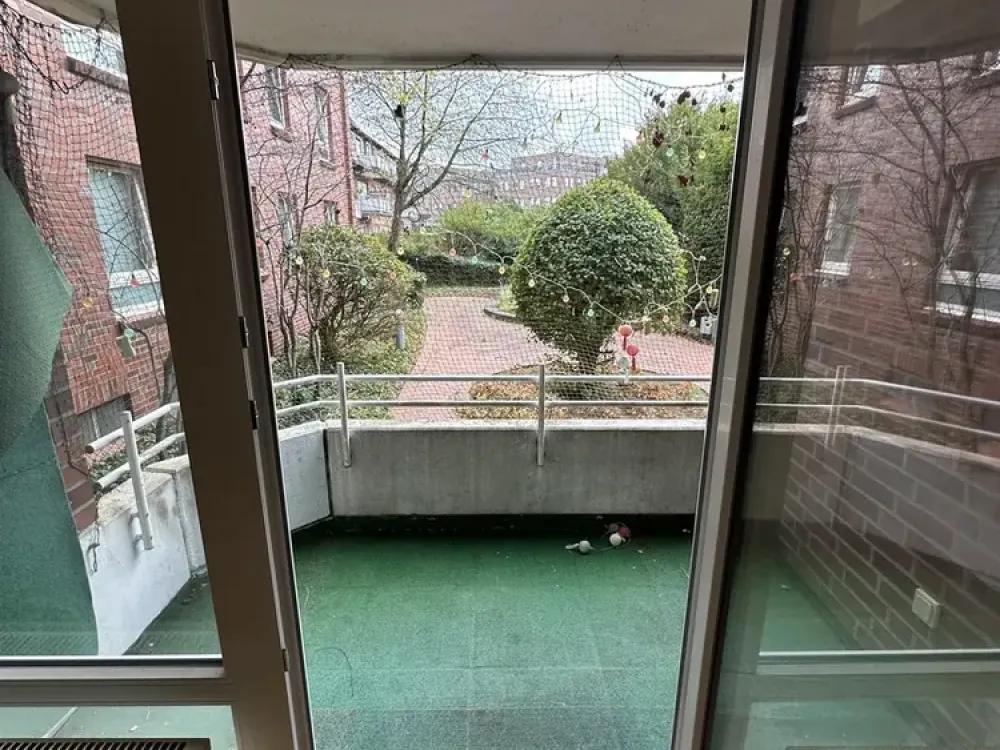 MS Geiststr 8 / Apartment in need of renovation heavily smoked 64 sqm with underground parking space