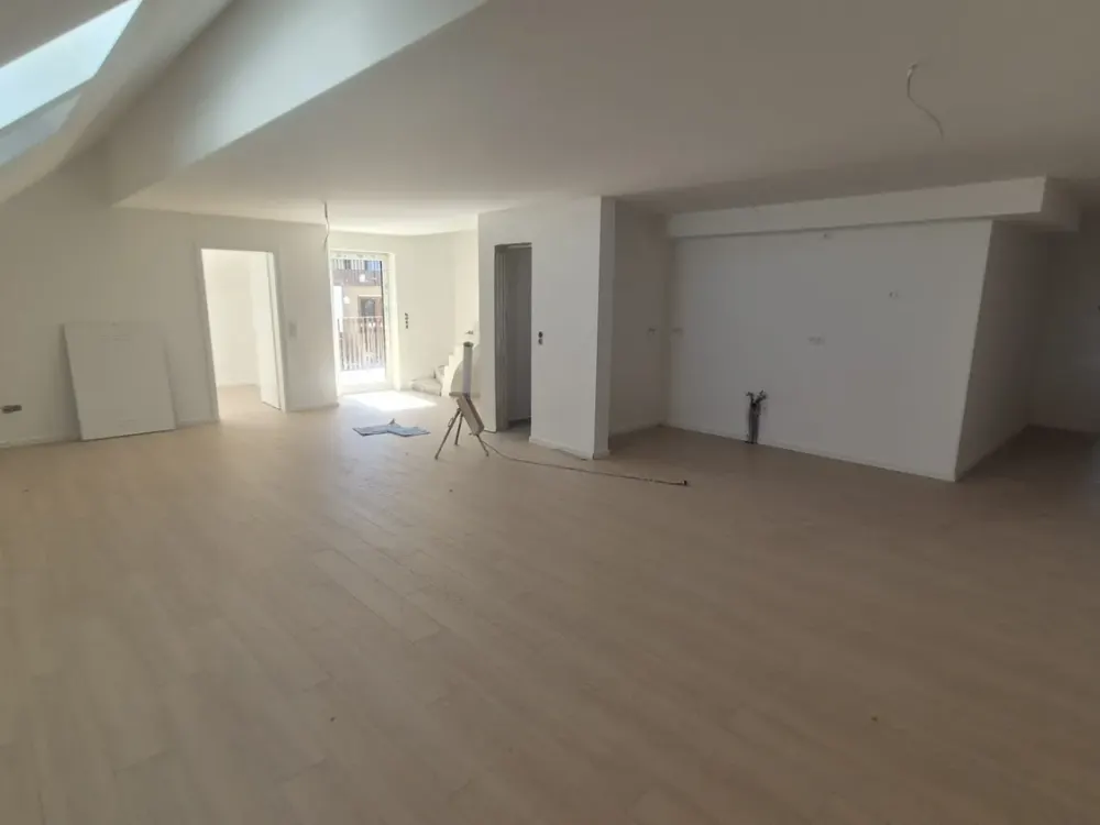 ATTENTION!!! Exklusive Maisonette 3-Zimmer Wohnung mit Balkon und EBK in Neuberg #17