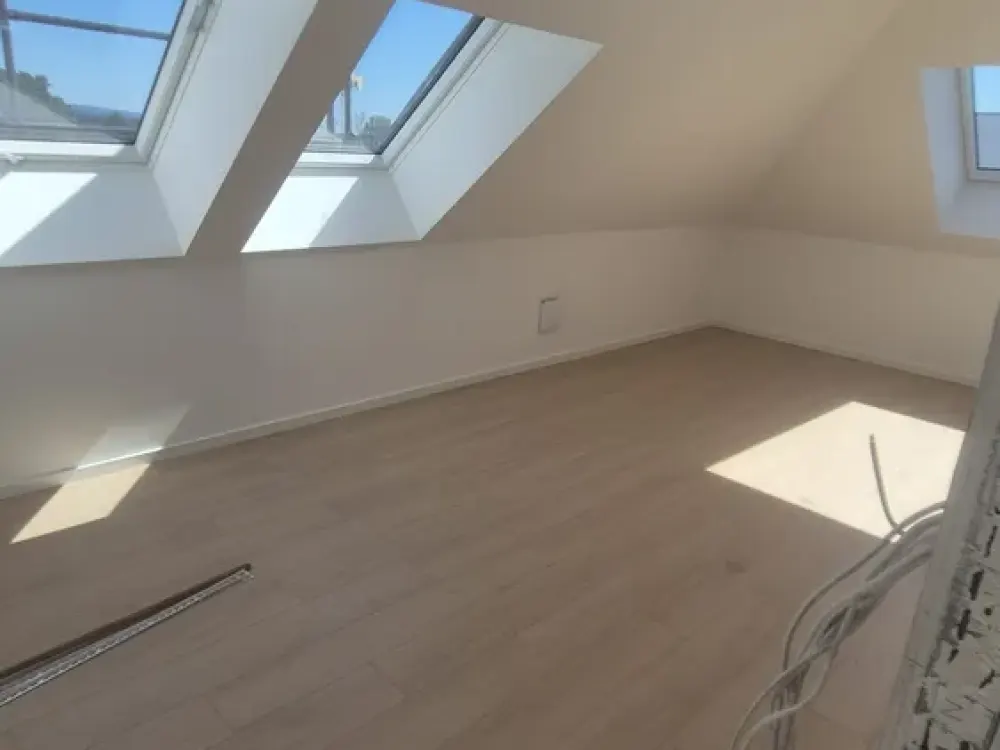 ATTENTION!!! Exklusive Maisonette 3-Zimmer Wohnung mit Balkon und EBK in Neuberg #17