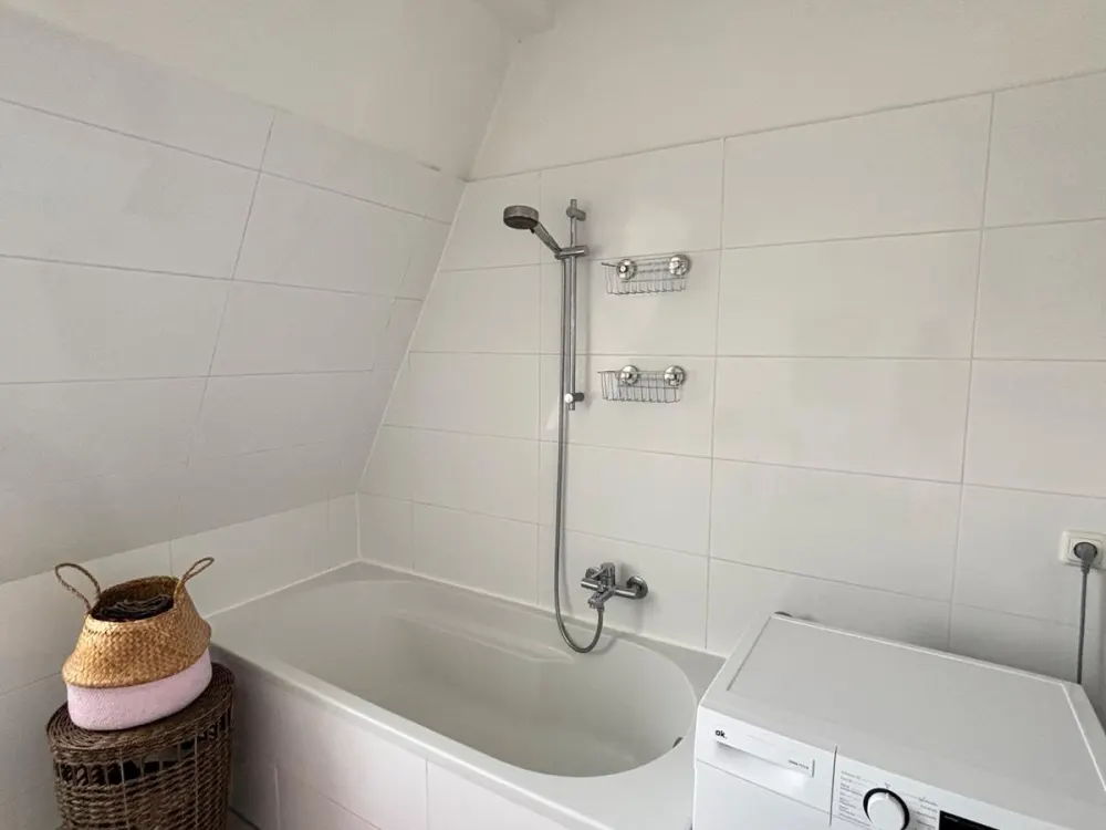 ANFRAGENSTOPP-Schöne 2-Zimmer Wohnung in Dresden Luga