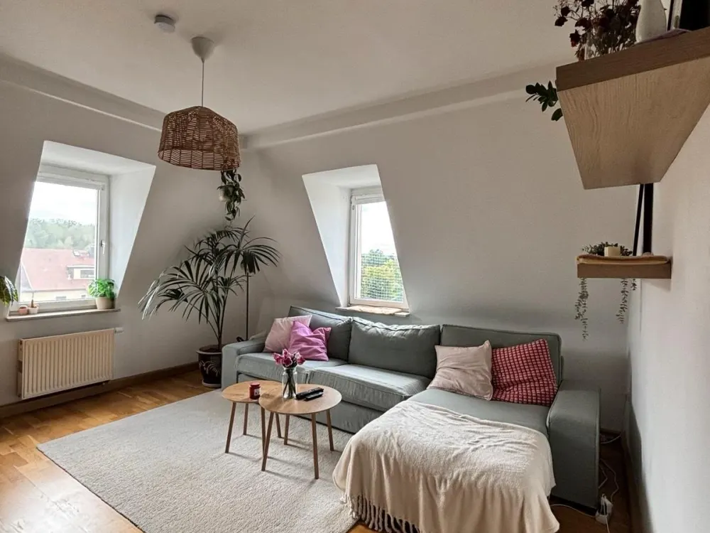ANFRAGENSTOPP-Schöne 2-Zimmer Wohnung in Dresden Luga