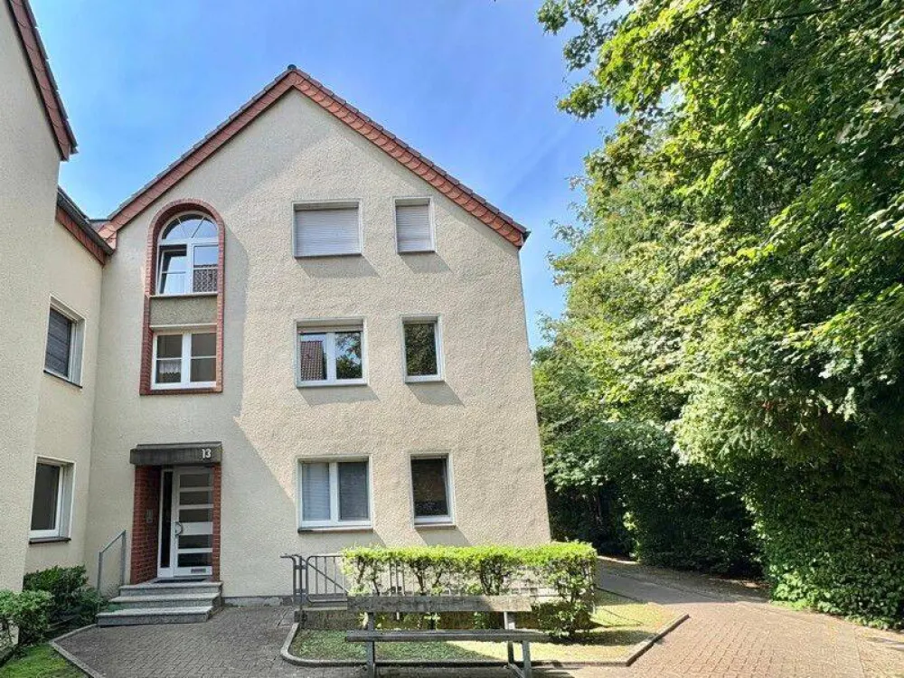 Hier macht Wohnen Spaß: preiswerte 3-Zimmer-Wohnung (WBS* erforderlich !)