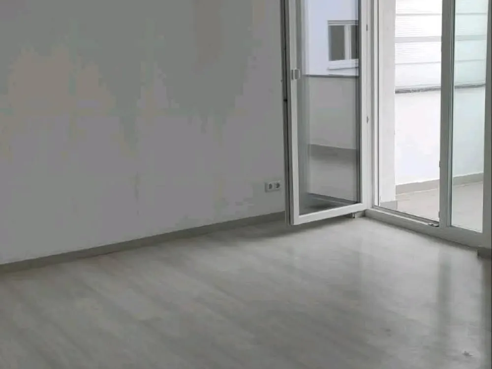 Schöne 3-Zimmer-Wohnung mit großem Balkon in Hanau (63450)