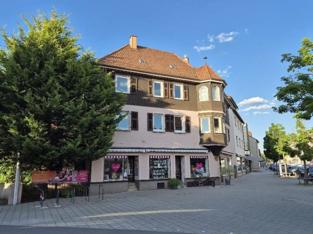 WG-Zimmer 19 m² | möbliert auf Wunsch | Löwenmarkt Stgt-Weilimdorf | 540 € warm