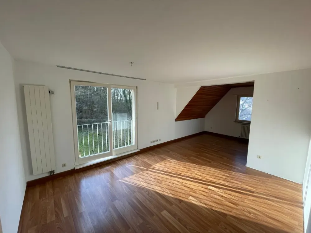 Gepflegte 5-Zimmer-Wohnung in Zazenhausen, Stuttgart