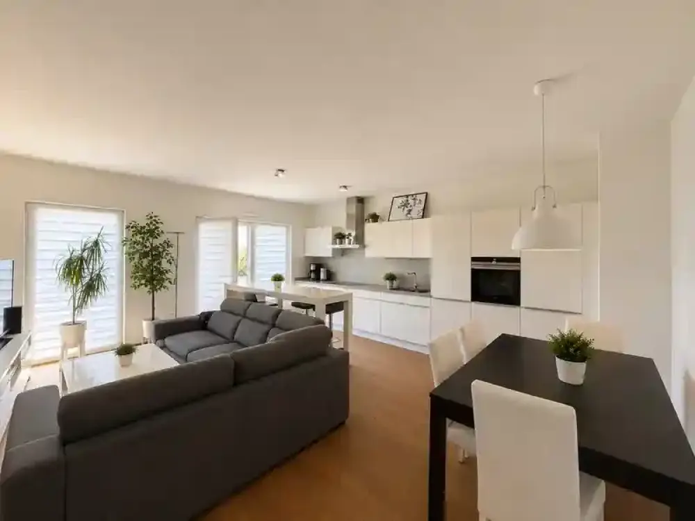 Leben in Grafental! Helle 3 Zimmer Wohnung mit Einbauküche und 2 Balkonen