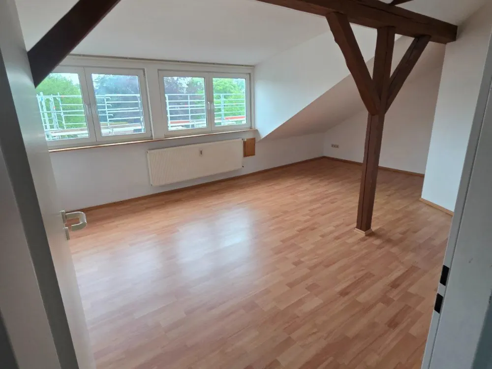 2-Room Attic Apartment Near University Paderborn