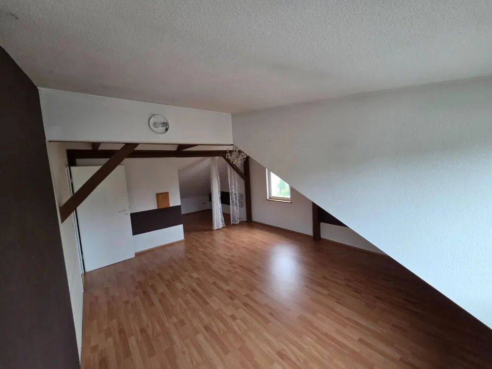 2-Room Attic Apartment Near University Paderborn